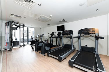 1 bed studio, Suffolk Road, Heeley, Sheffield, S24BU - Image 1